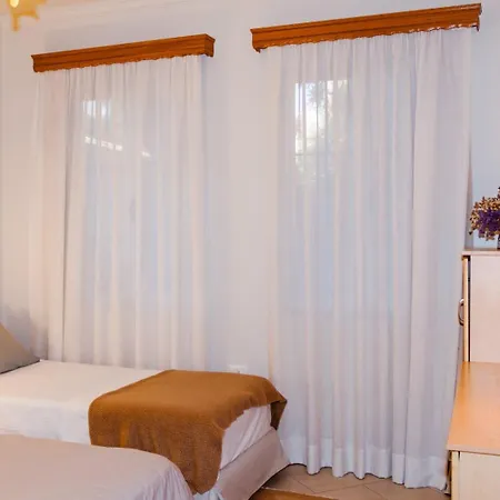 G House דירה טיראנה