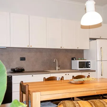 דירה G House